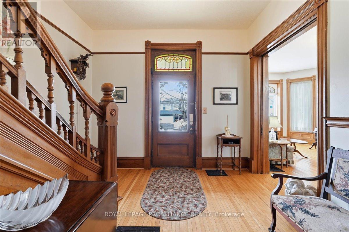 246 COLBORNE STREET - 4