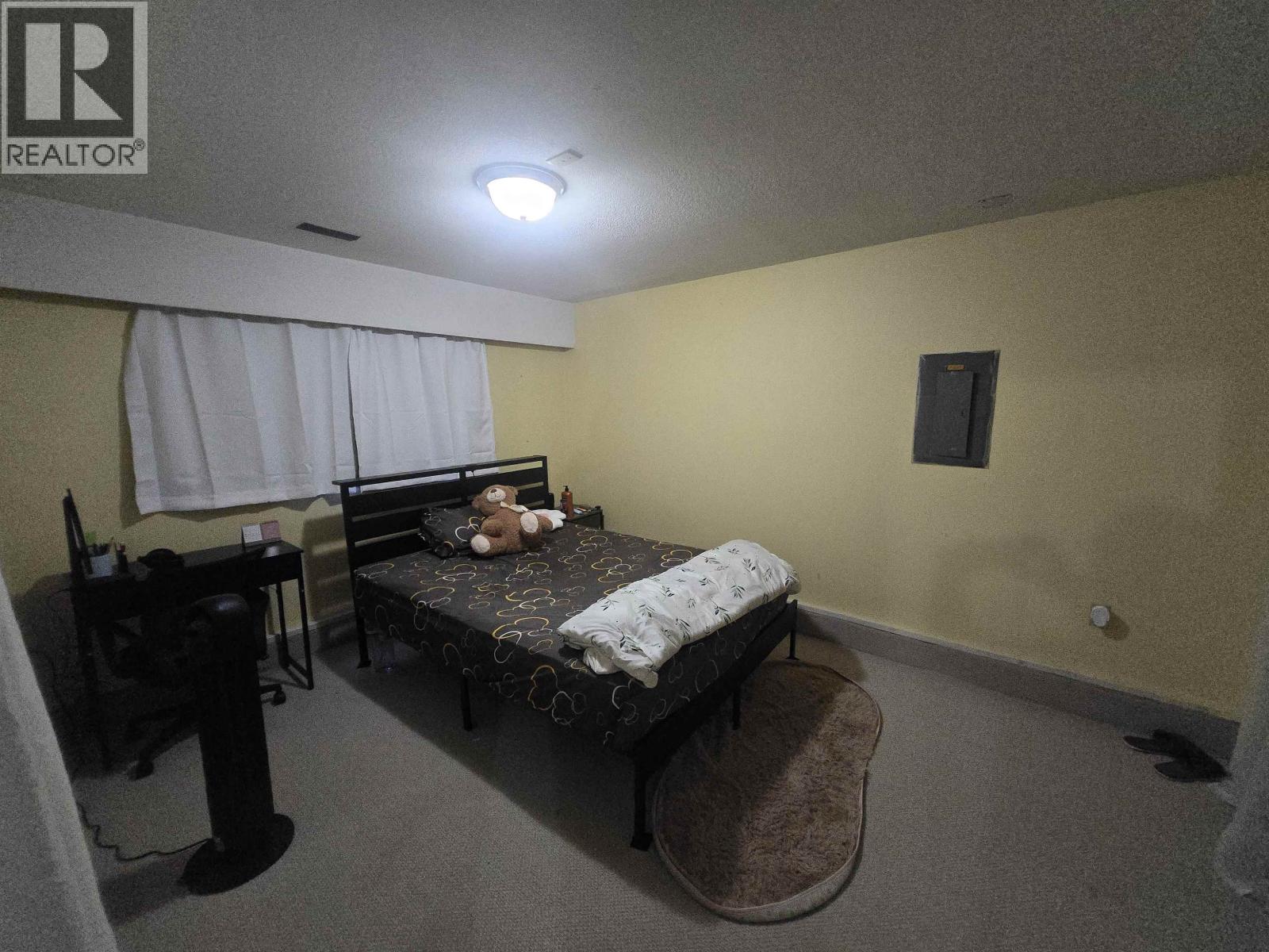 677 REID STREET - 22