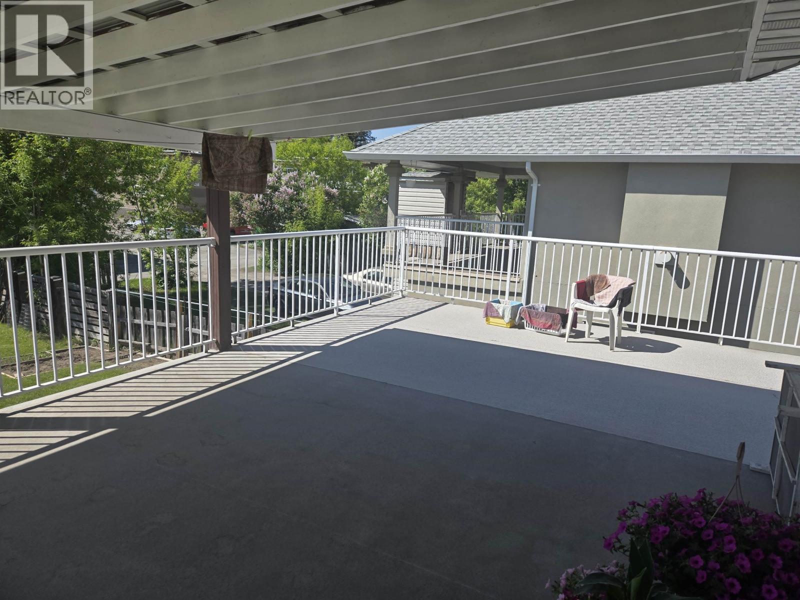 677 REID STREET - 35