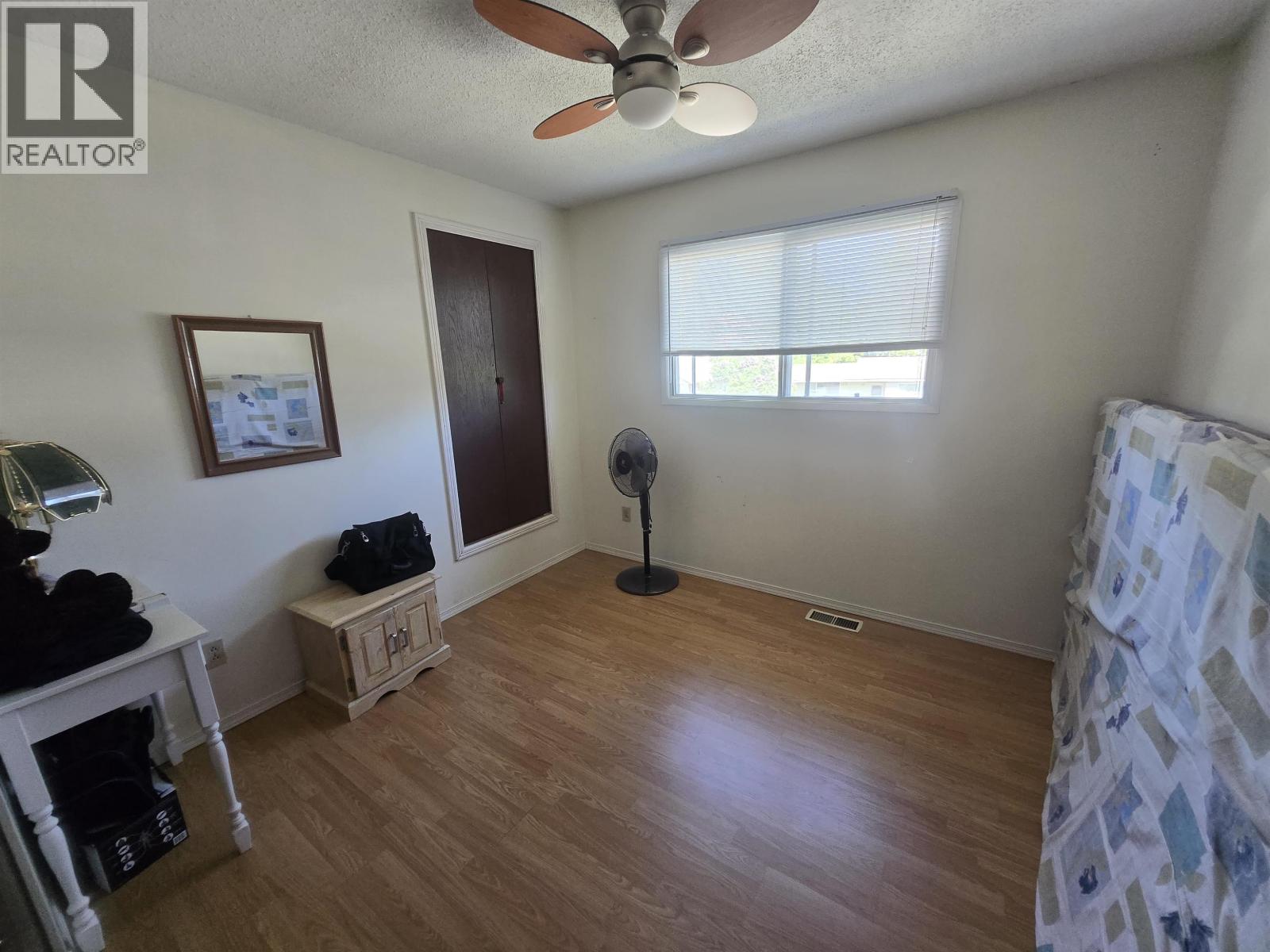 677 REID STREET - 30