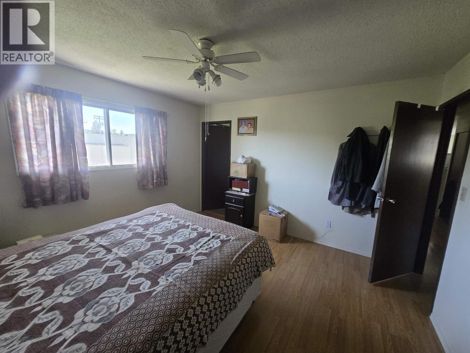 677 REID STREET - 13