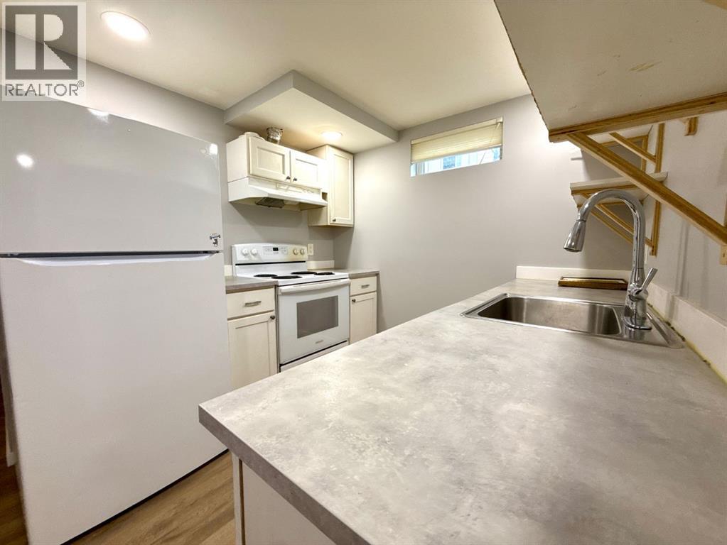 2626 23 Avenue S - 17