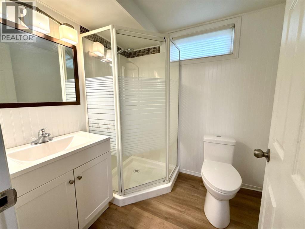 2626 23 Avenue S - 26