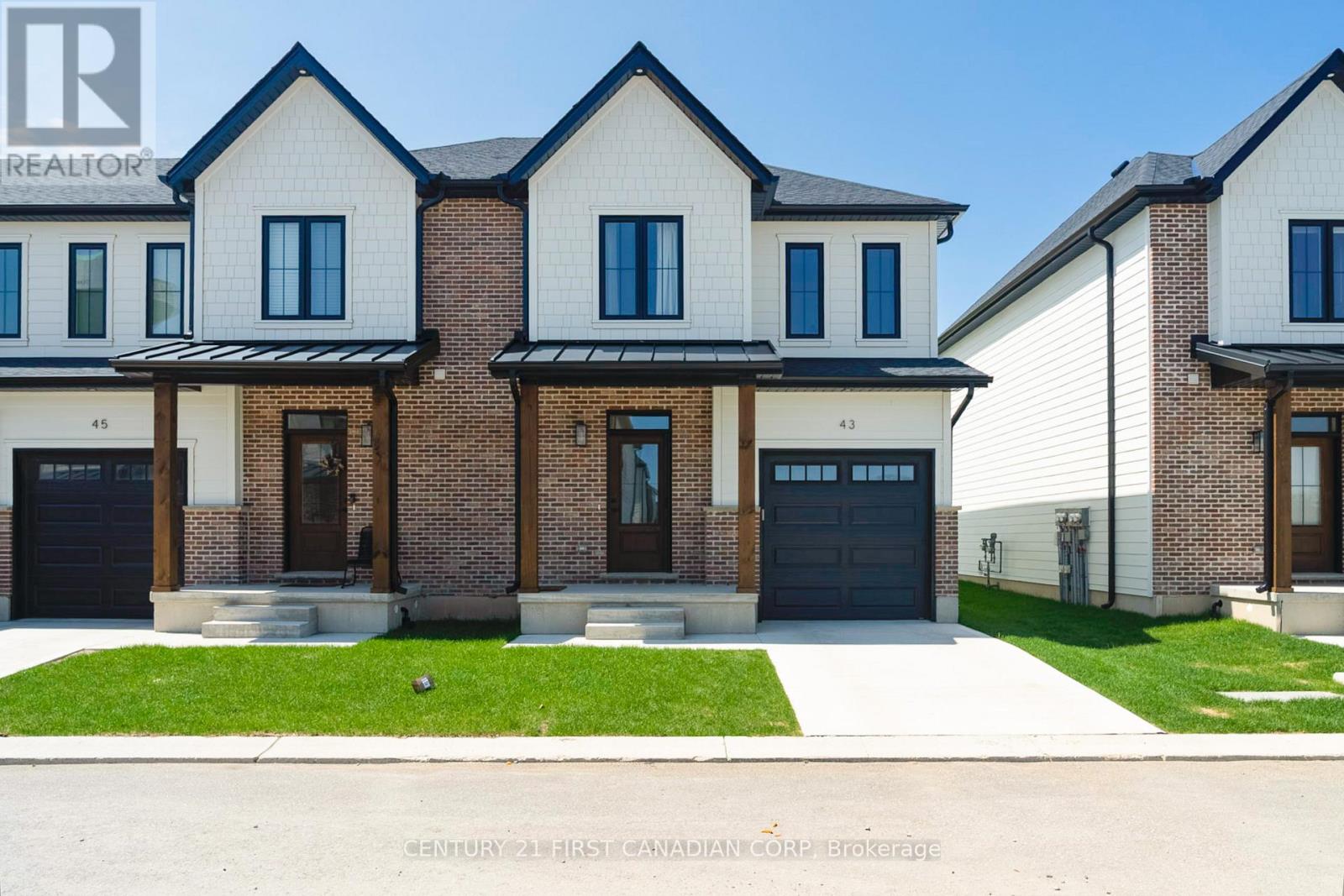 #20(24) 147 SCOTTS DRIVE - 1