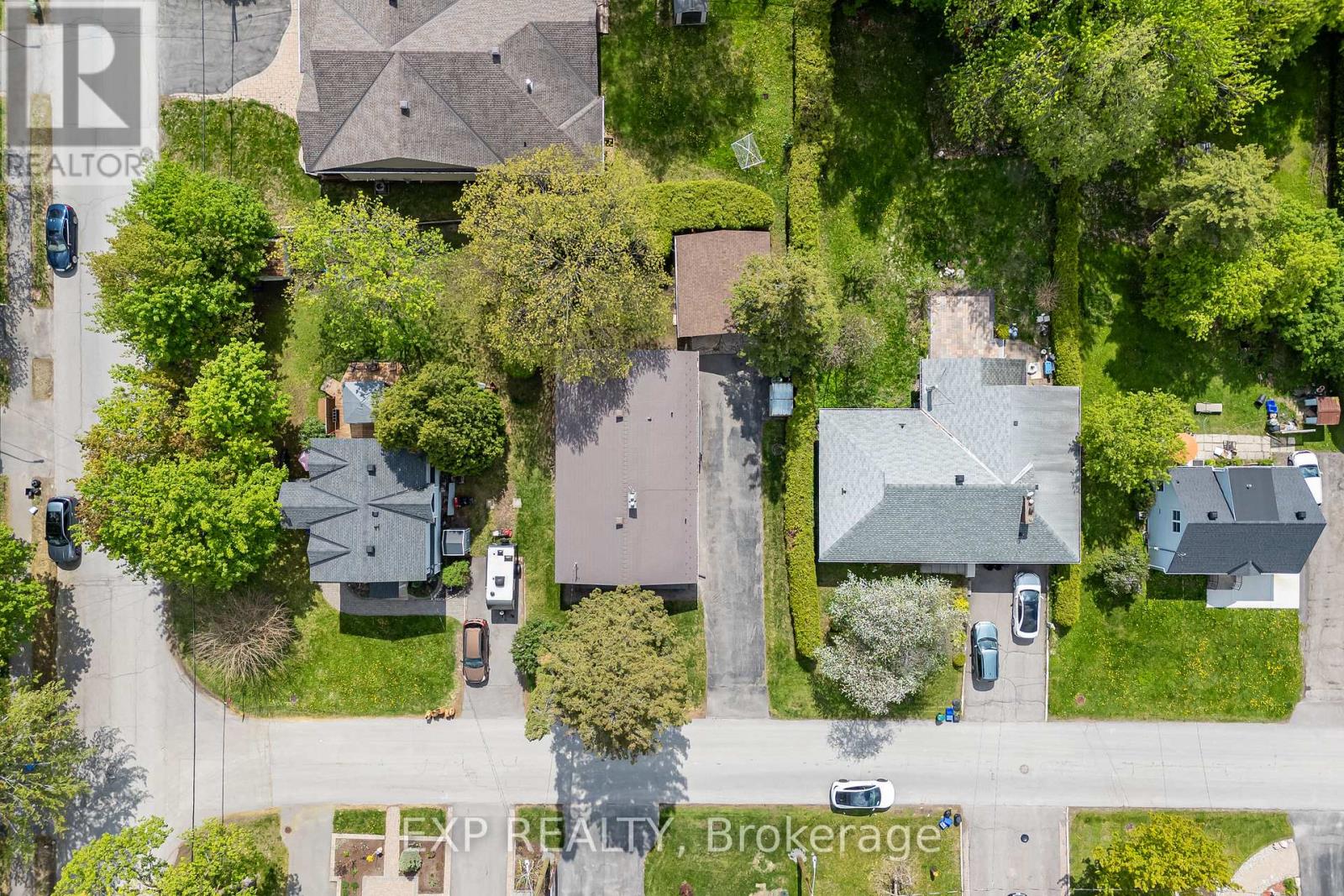 1642 VALMARIE AVENUE - 41