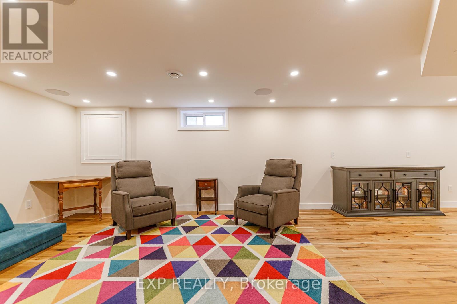 1642 VALMARIE AVENUE - 34