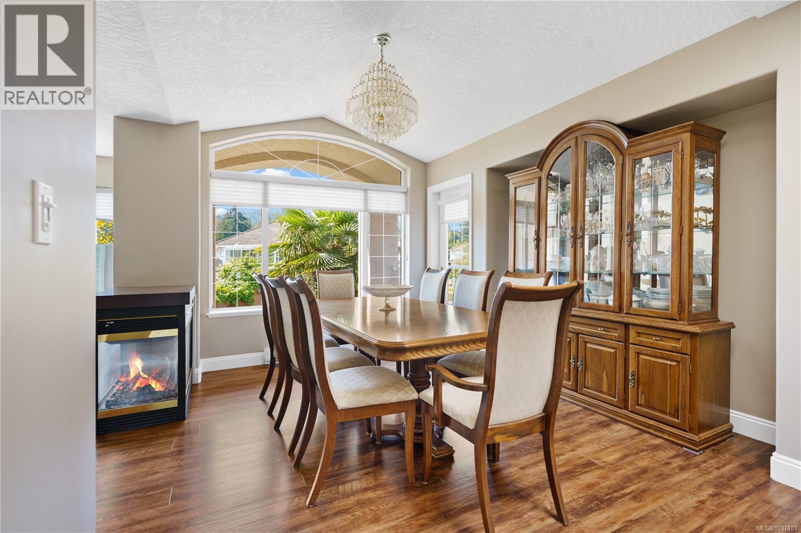 6255 Karen Crt - 12