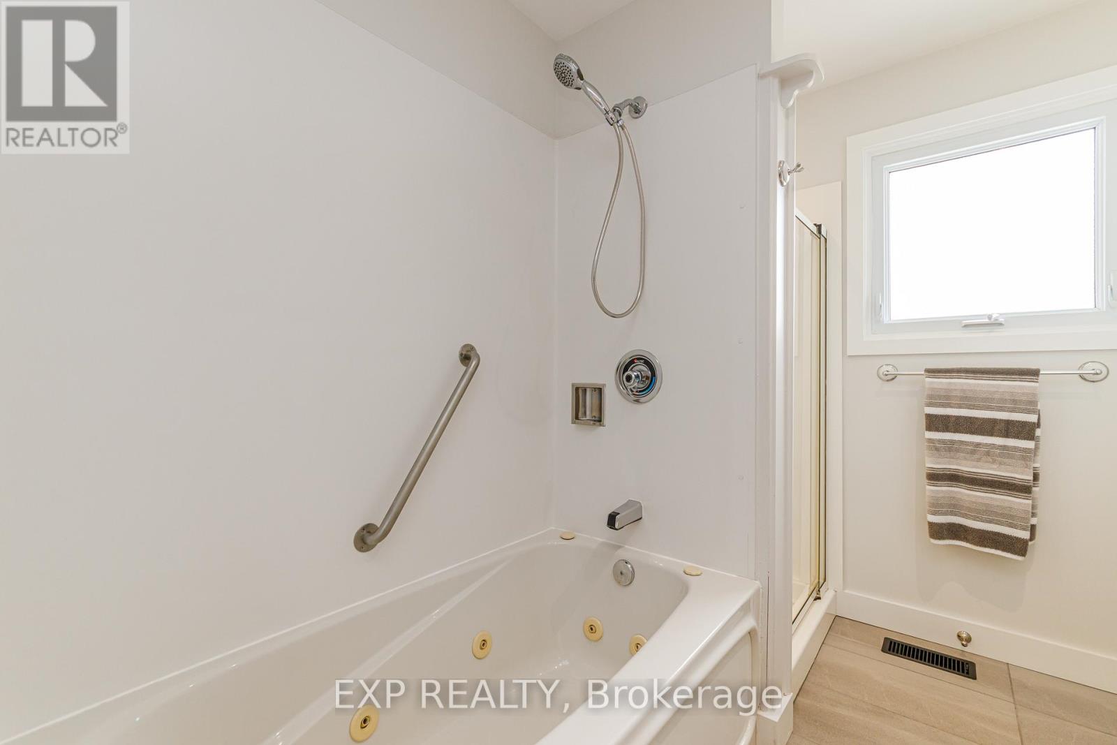 1642 VALMARIE AVENUE - 20