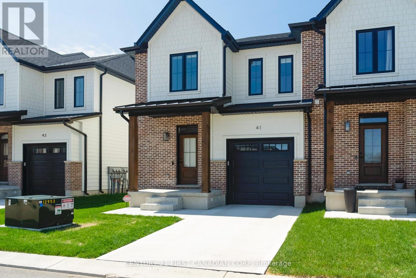 #20(24) 147 SCOTTS DRIVE - 4
