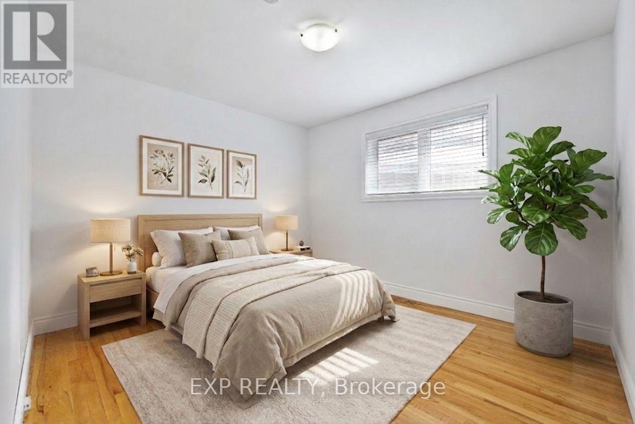 888 CHARLESWOOD AVENUE - 24