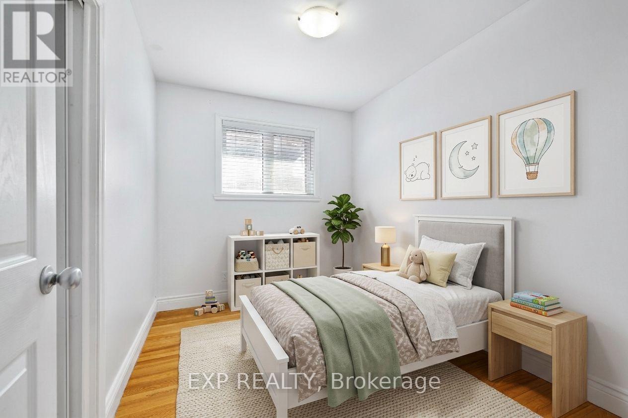 888 CHARLESWOOD AVENUE - 22