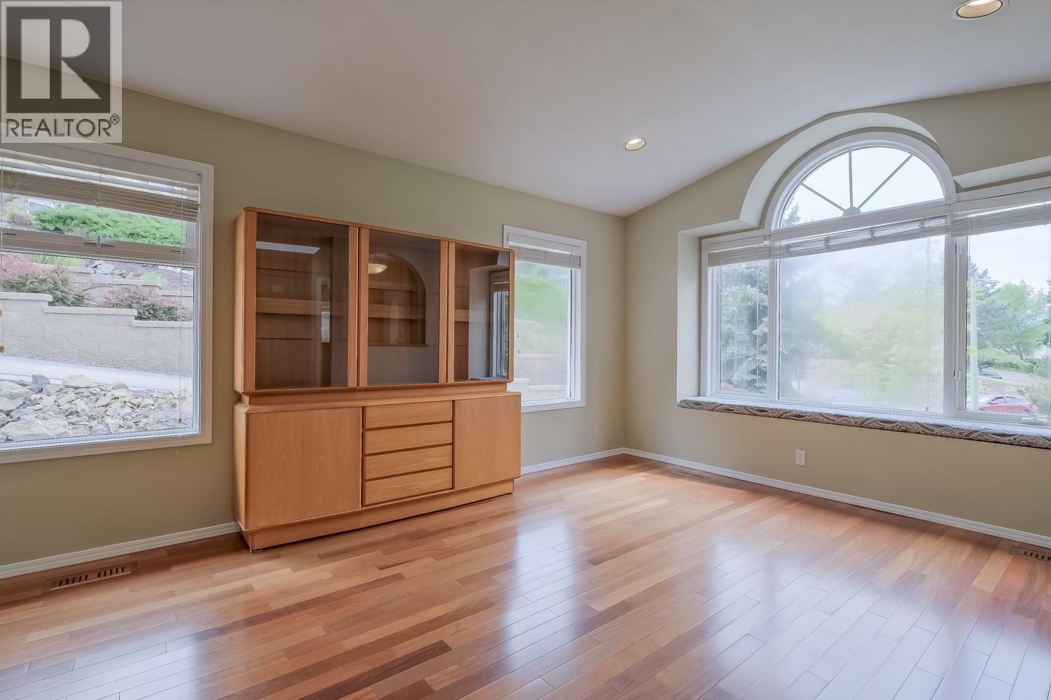  219 Merlin Court, Kelowna
