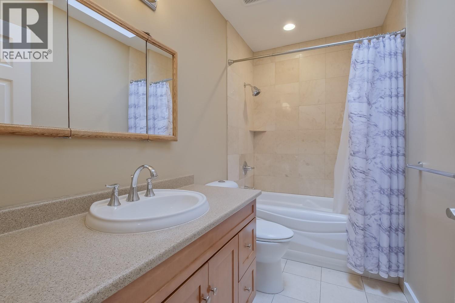  219 Merlin Court, Kelowna