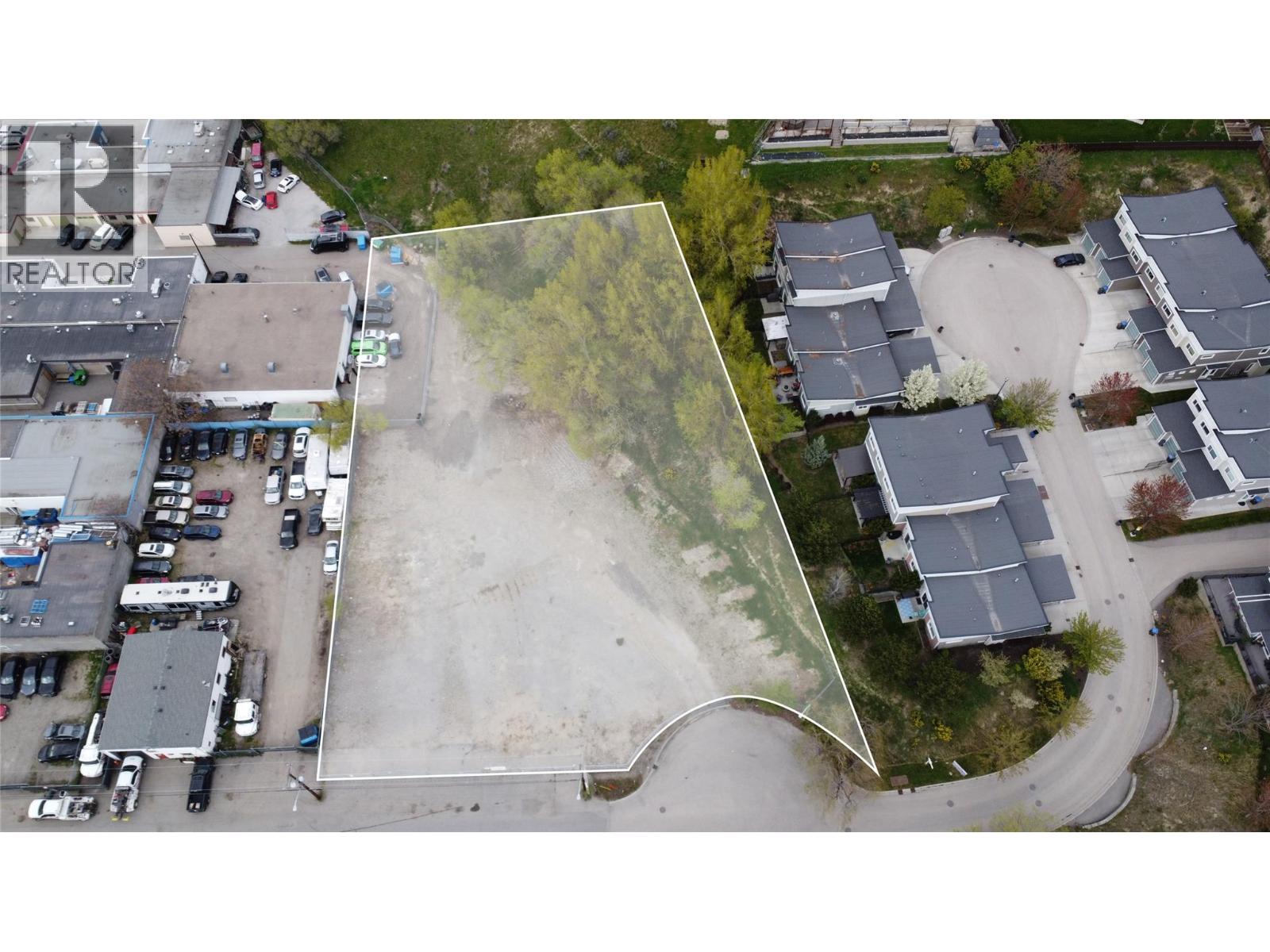  1140 Brant Avenue, Kelowna
