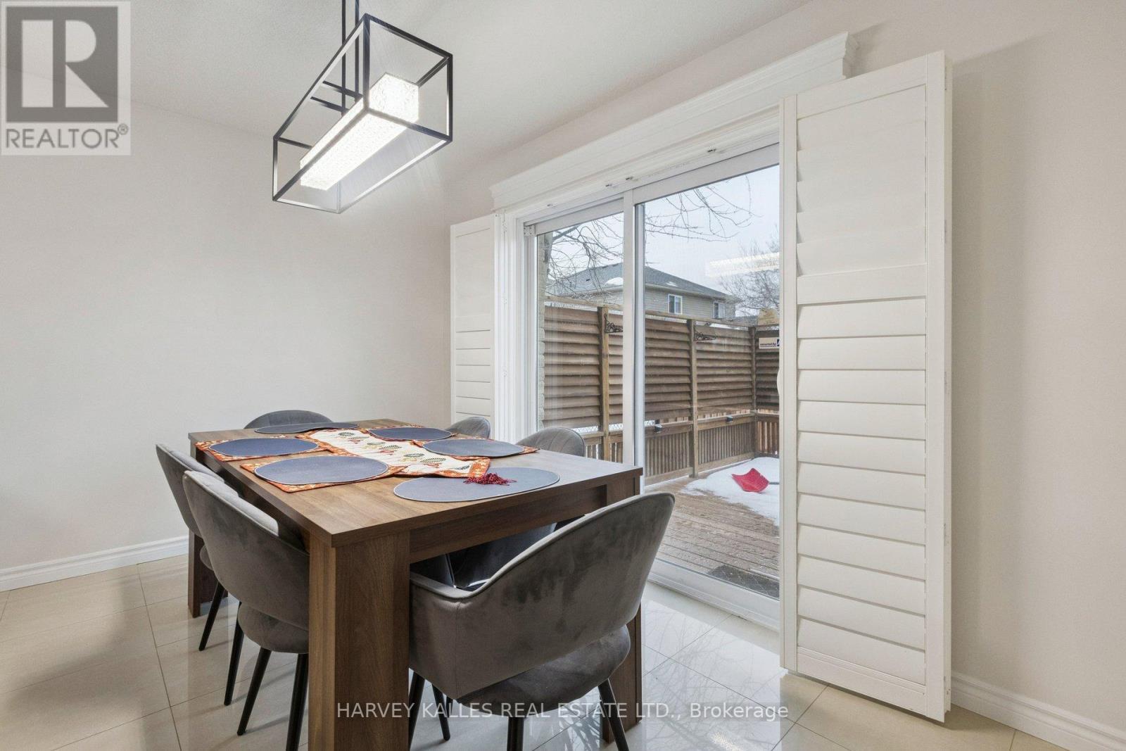 409 TEALBY CRESCENT - 14