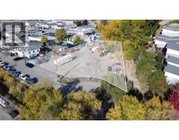  1140 Brant Avenue, Kelowna