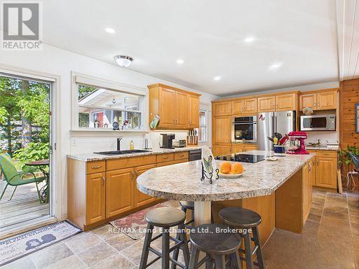 213 HURON ROAD - 10
