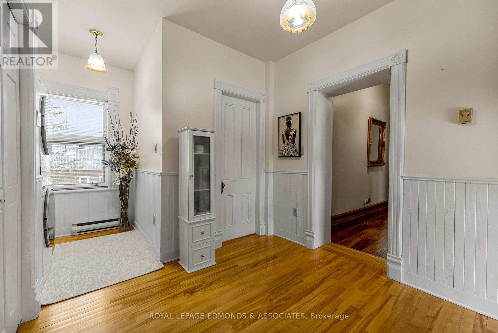 307 MAPLE AVENUE - 24
