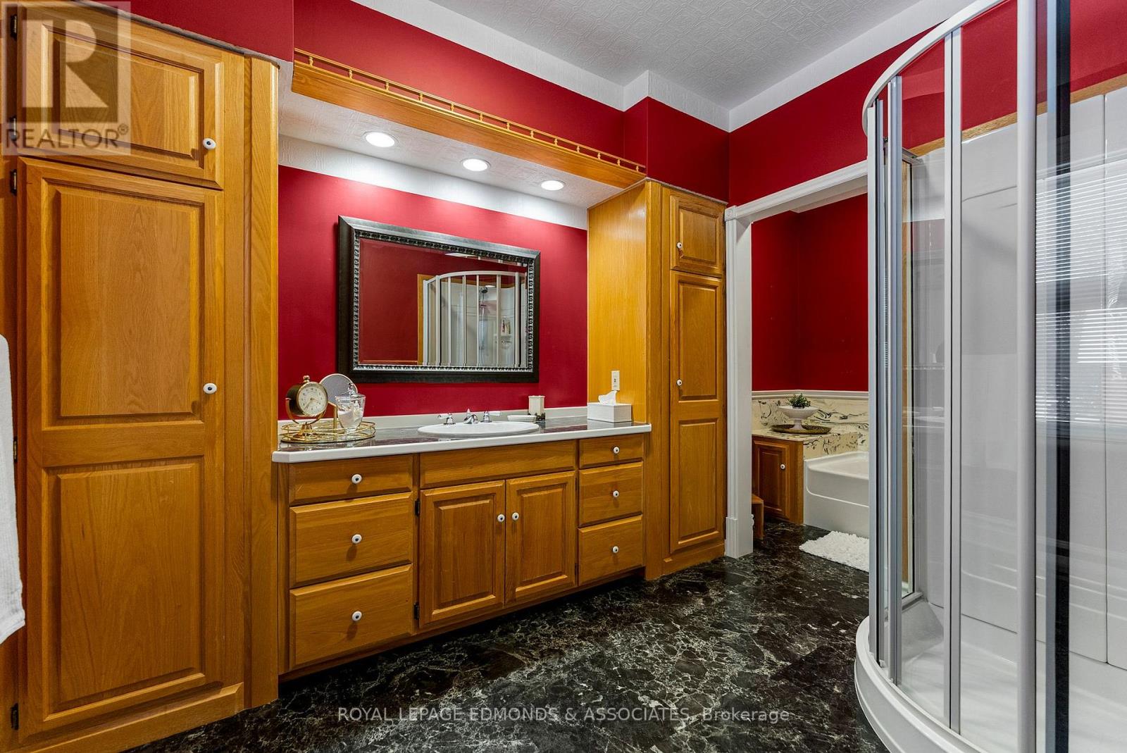 307 MAPLE AVENUE - 26