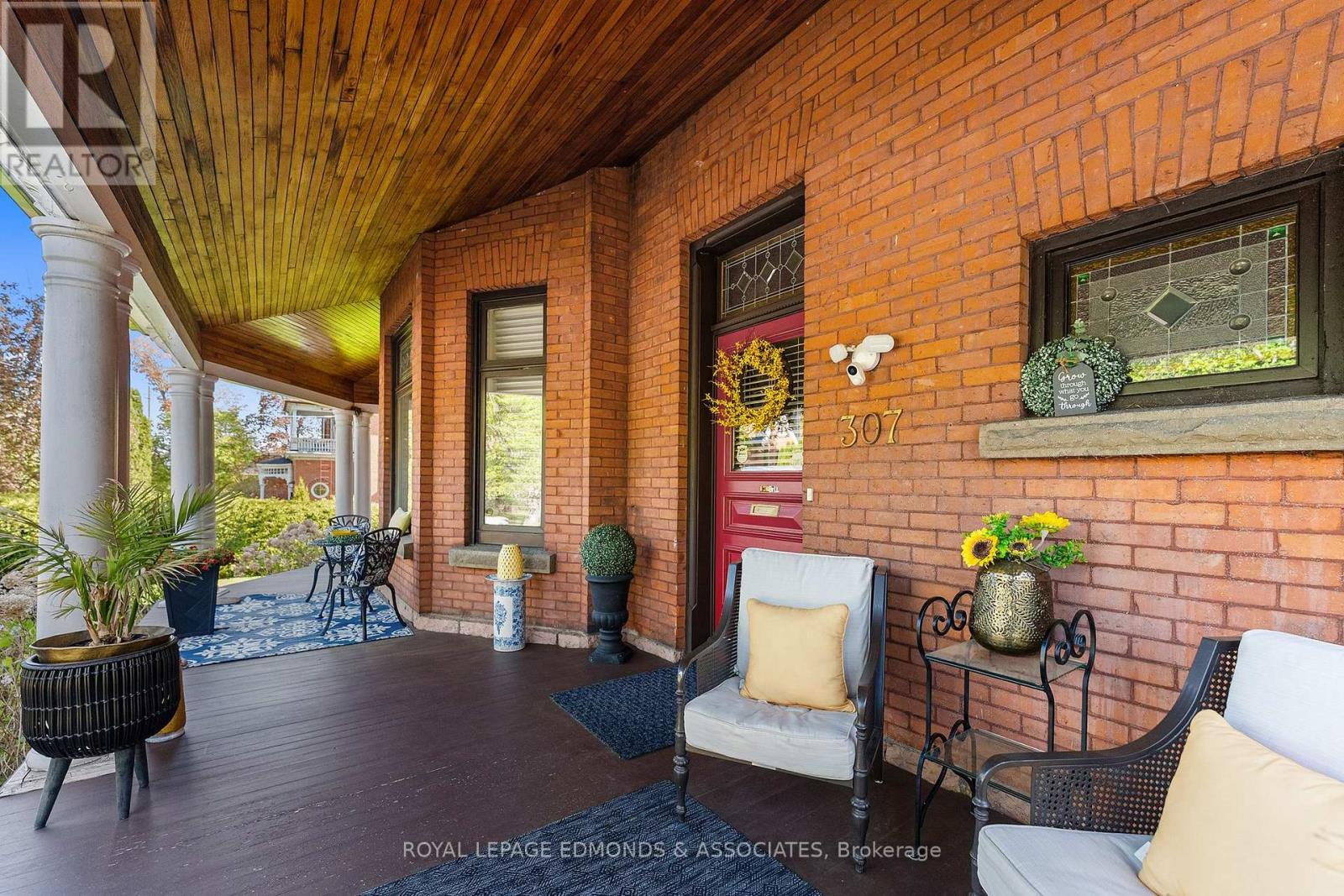 307 MAPLE AVENUE - 39