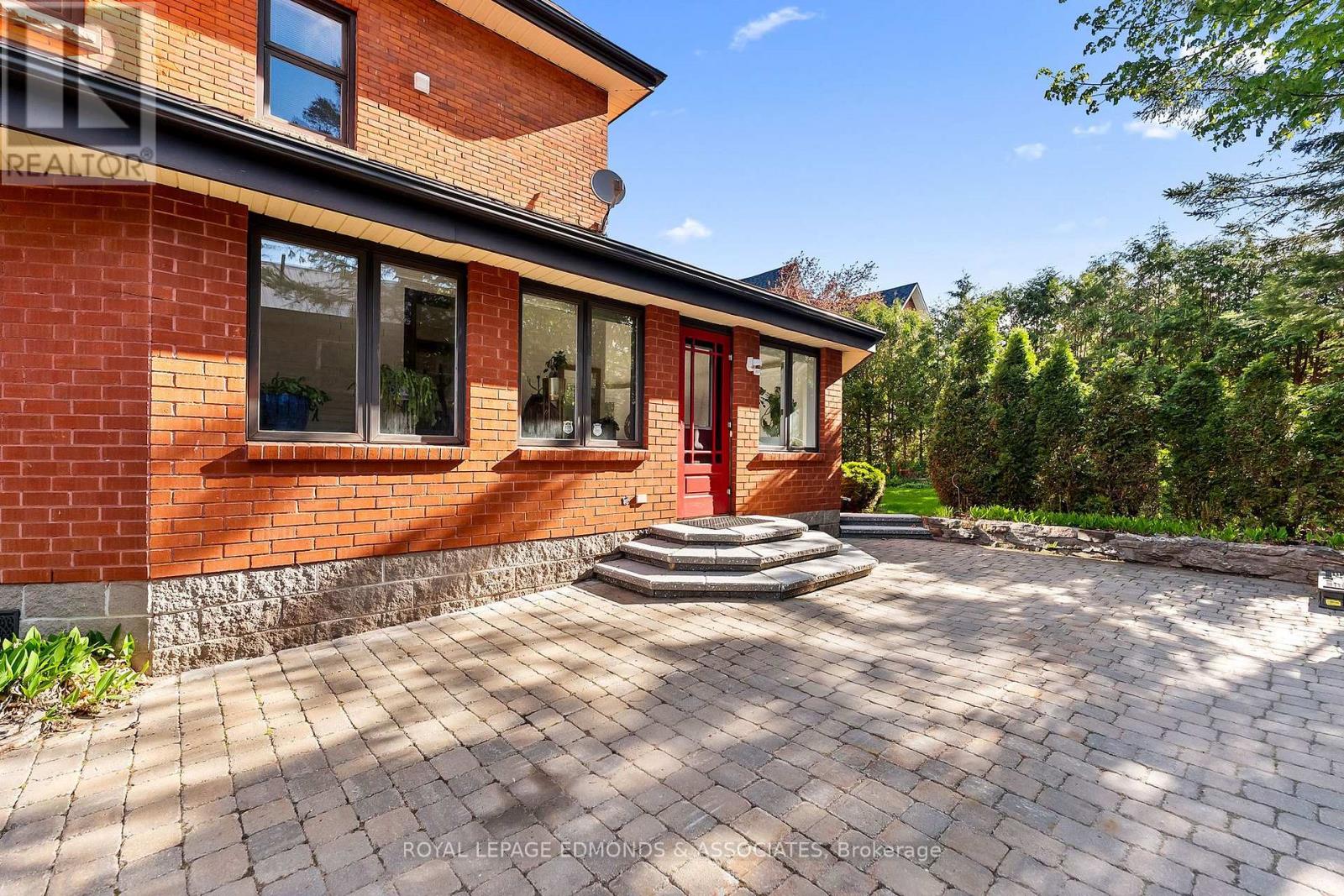 307 MAPLE AVENUE - 46