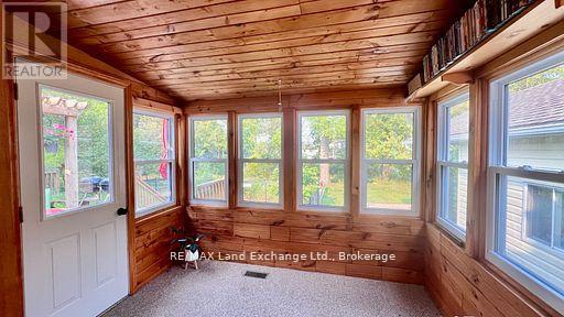 213 HURON ROAD - 23