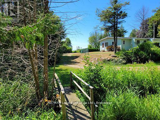213 HURON ROAD - 31