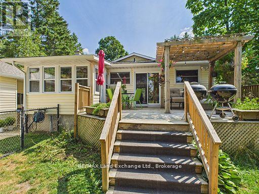 213 HURON ROAD - 25