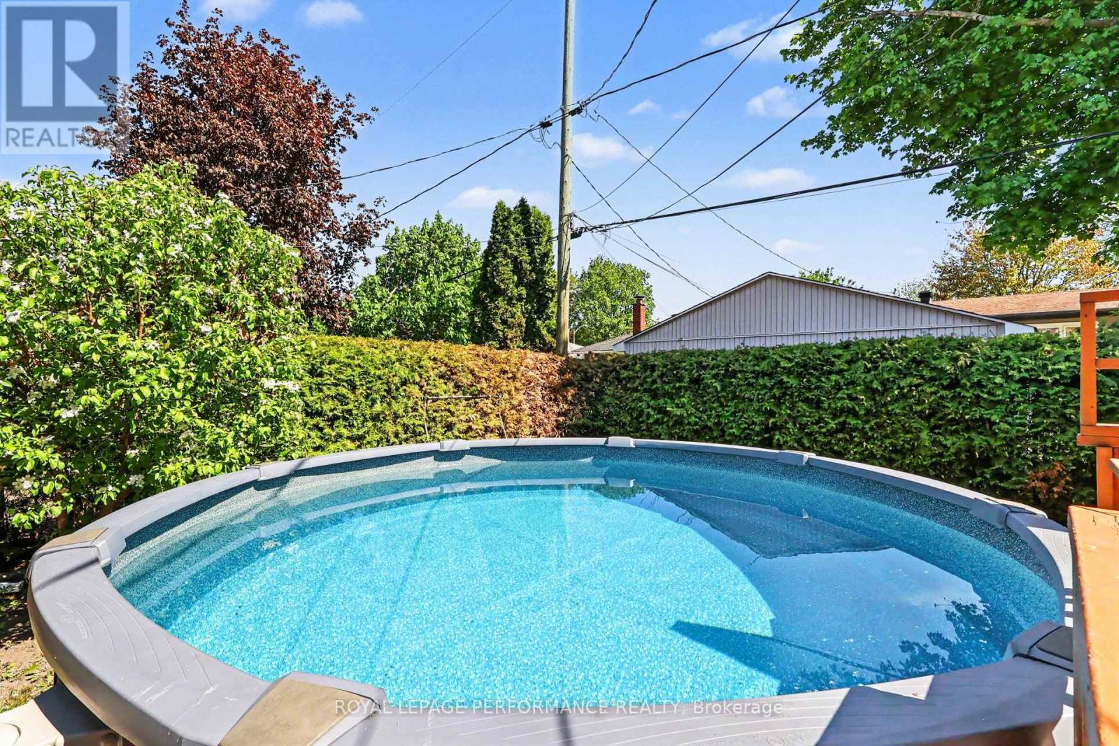 788 DICKENS AVENUE - 34