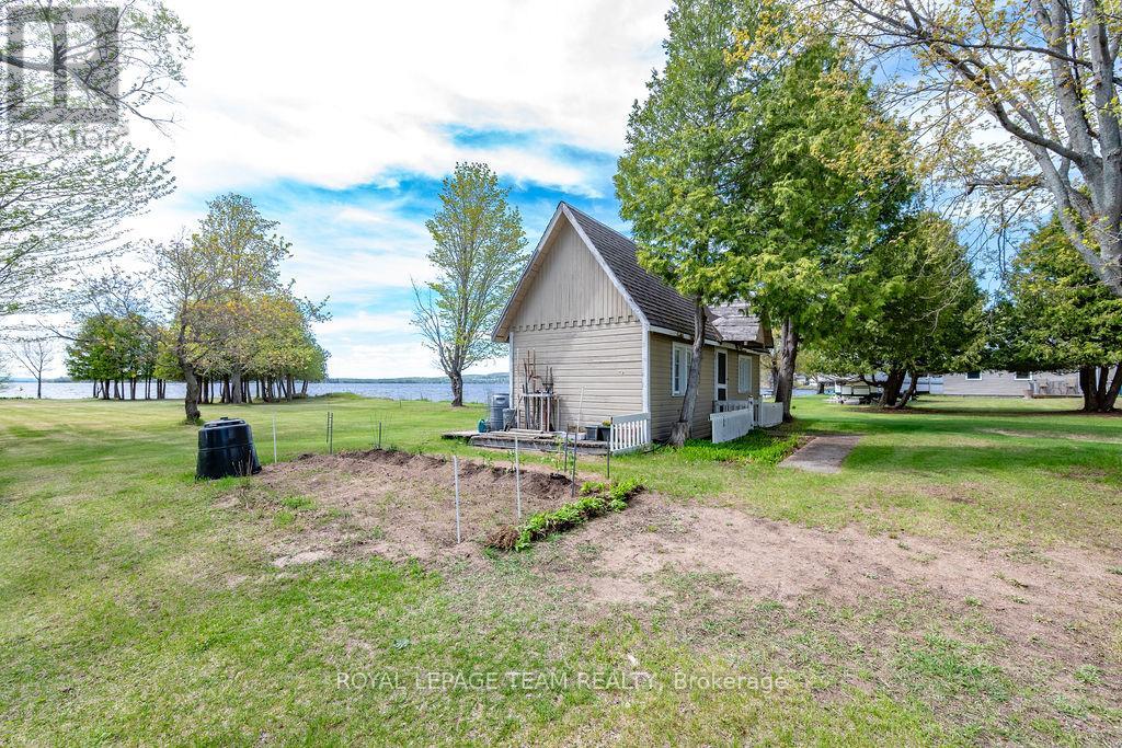 437 ISLAND VIEW DRIVE - 40