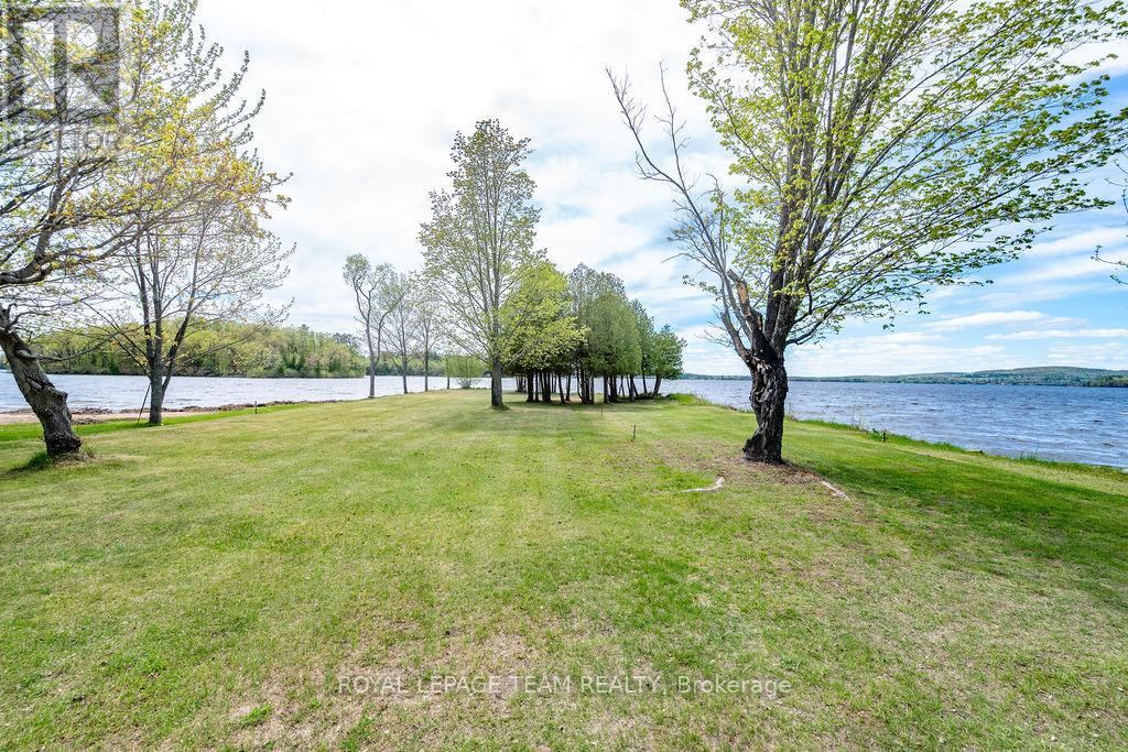 437 ISLAND VIEW DRIVE - 42