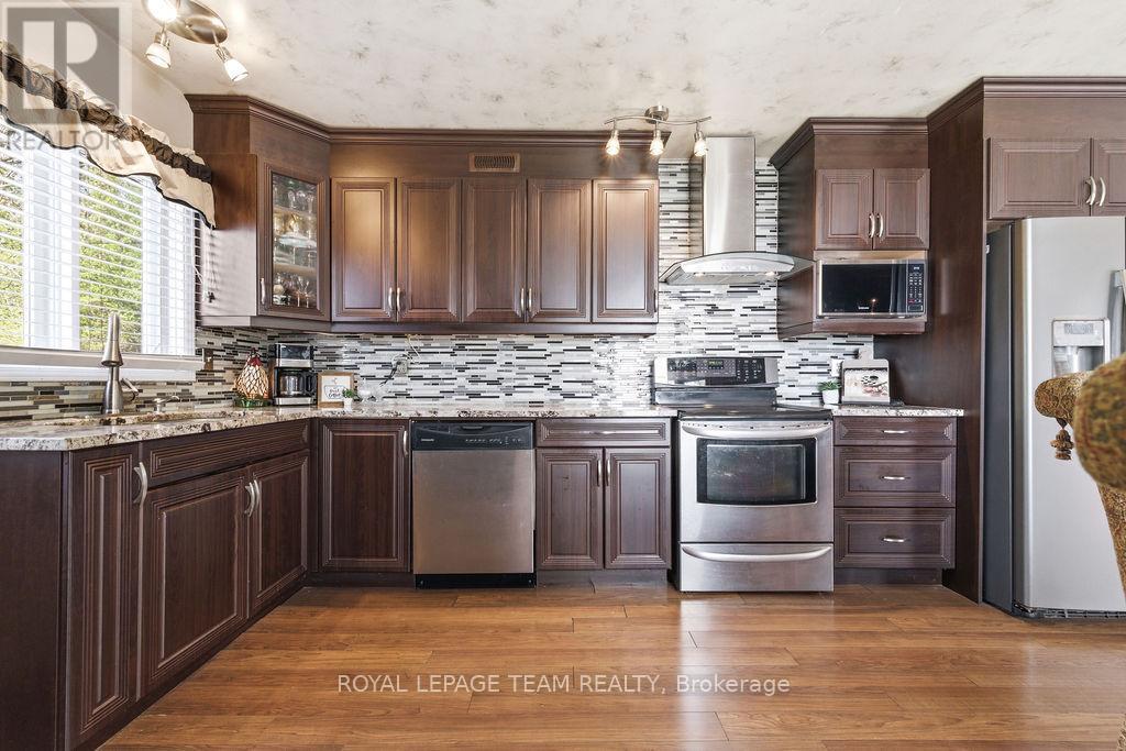 437 ISLAND VIEW DRIVE - 8