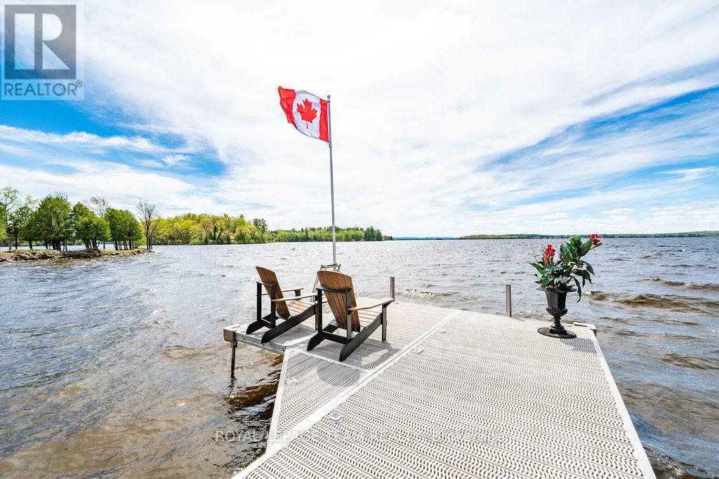 437 ISLAND VIEW DRIVE - 3