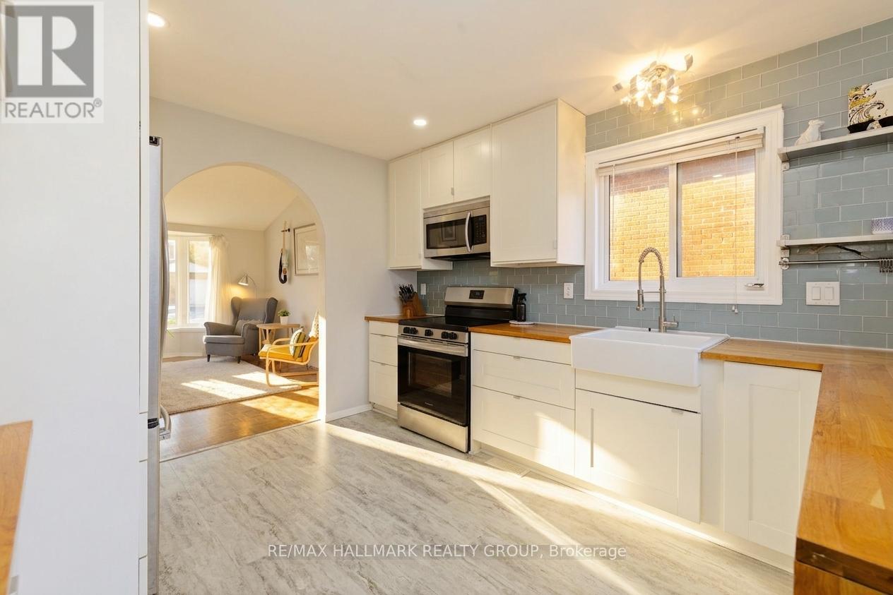 19 BERNIER TERRACE - 10