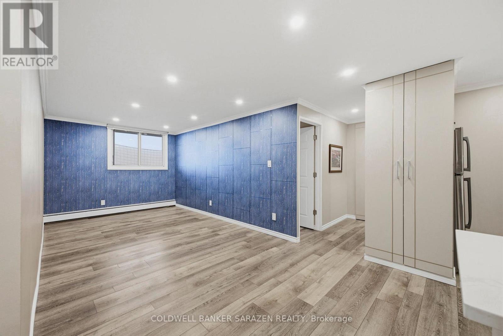 #2102 415 GREENVIEW AVENUE - 16