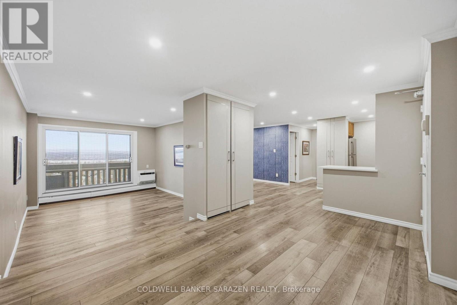 #2102 415 GREENVIEW AVENUE - 3