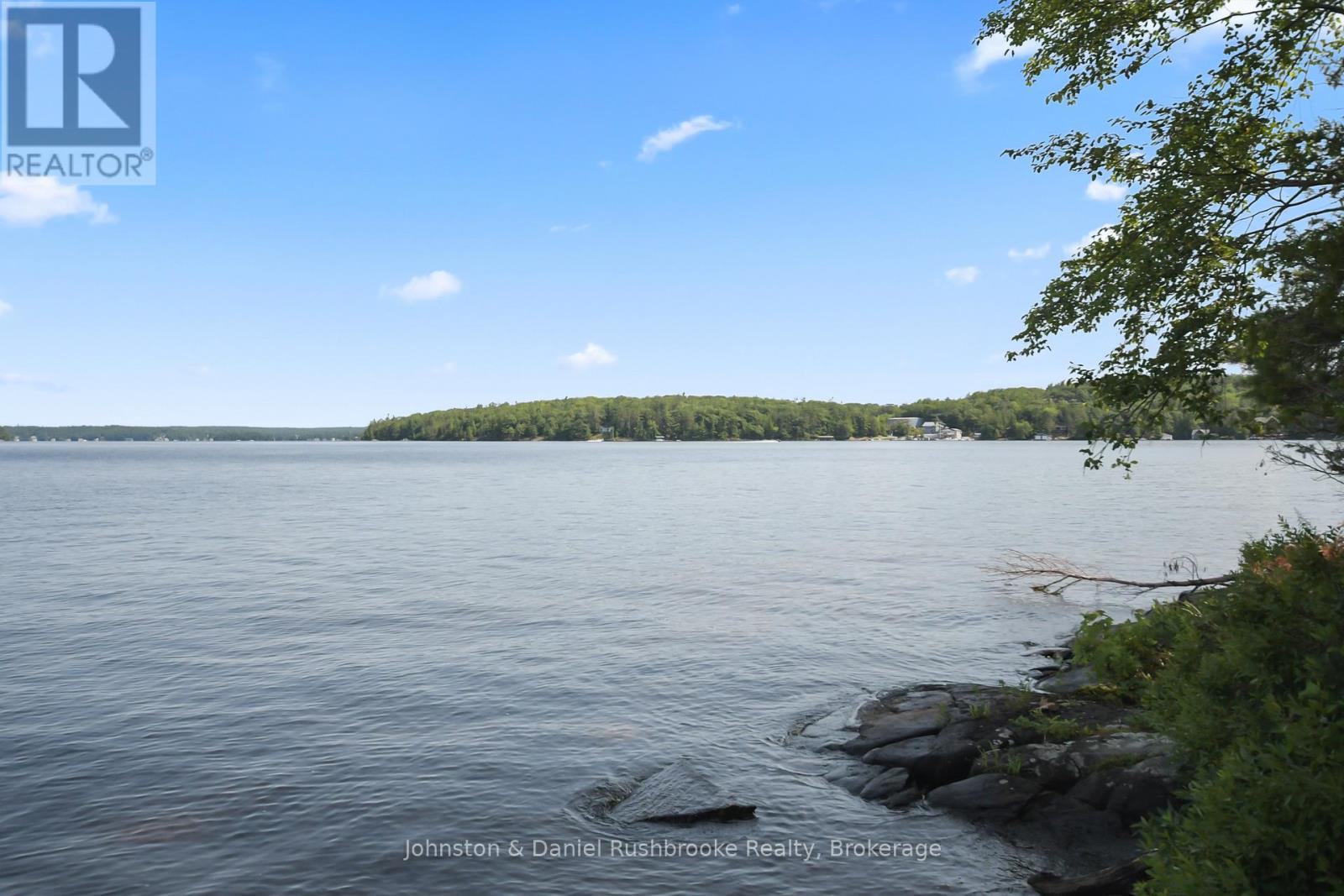 1000 REGATTA ISLAND W - 25