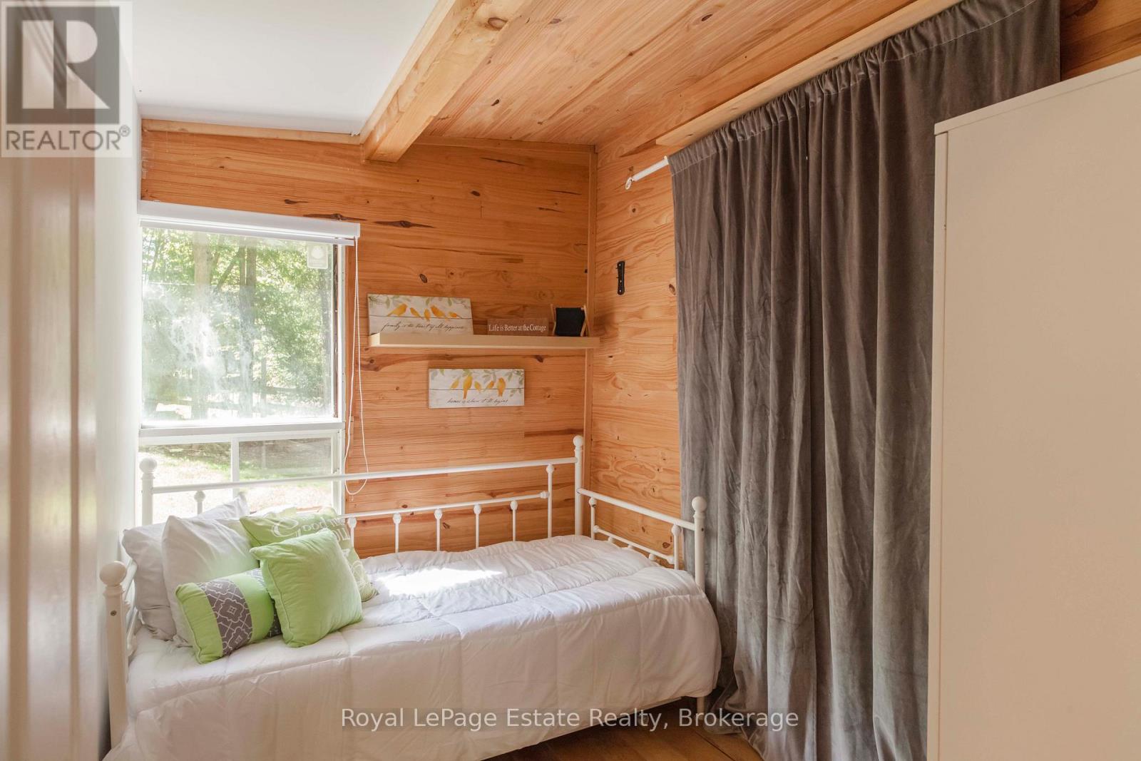 1076 FRENCH BAY ROAD - 32