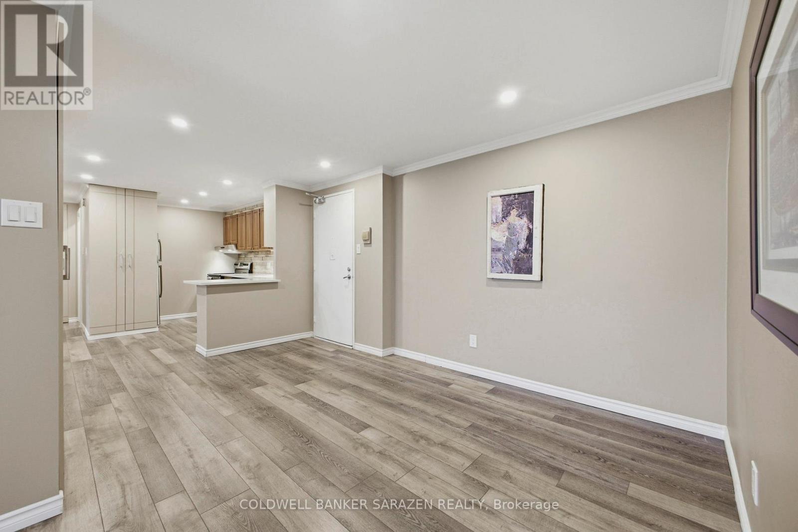 #2102 415 GREENVIEW AVENUE - 4
