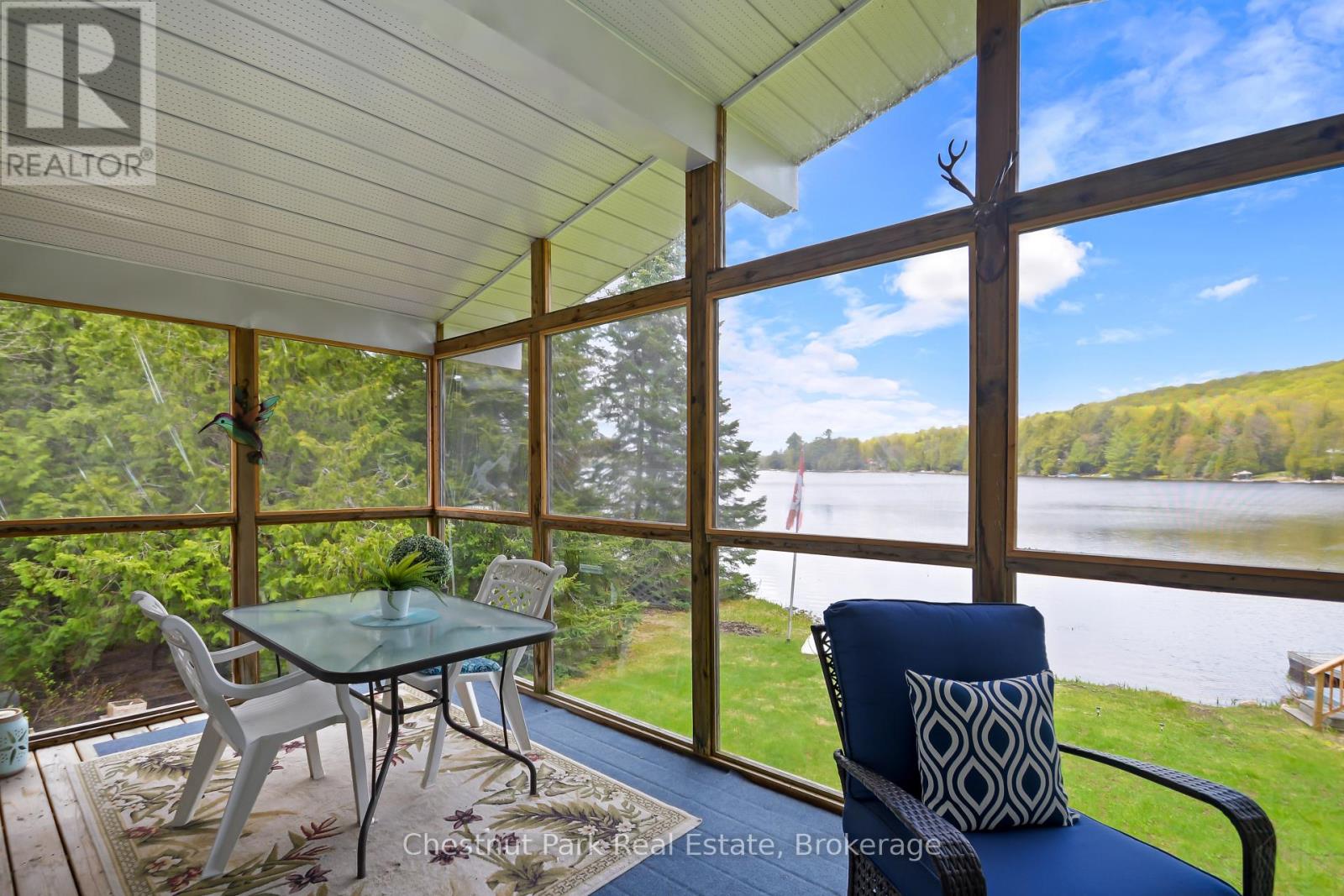 14 LAKEVIEW DRIVE - 26