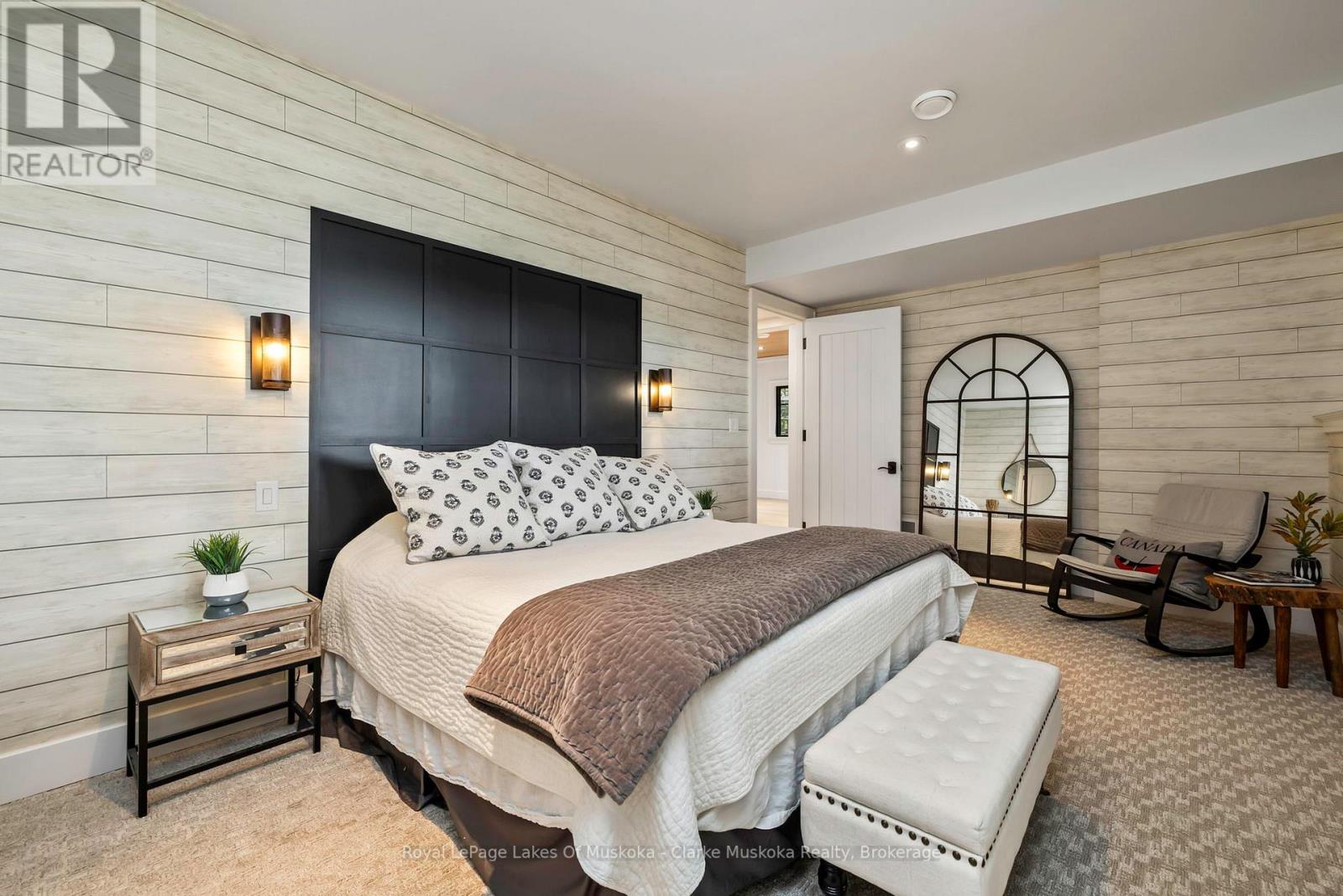 1079 TRILLIUM ROAD - 22