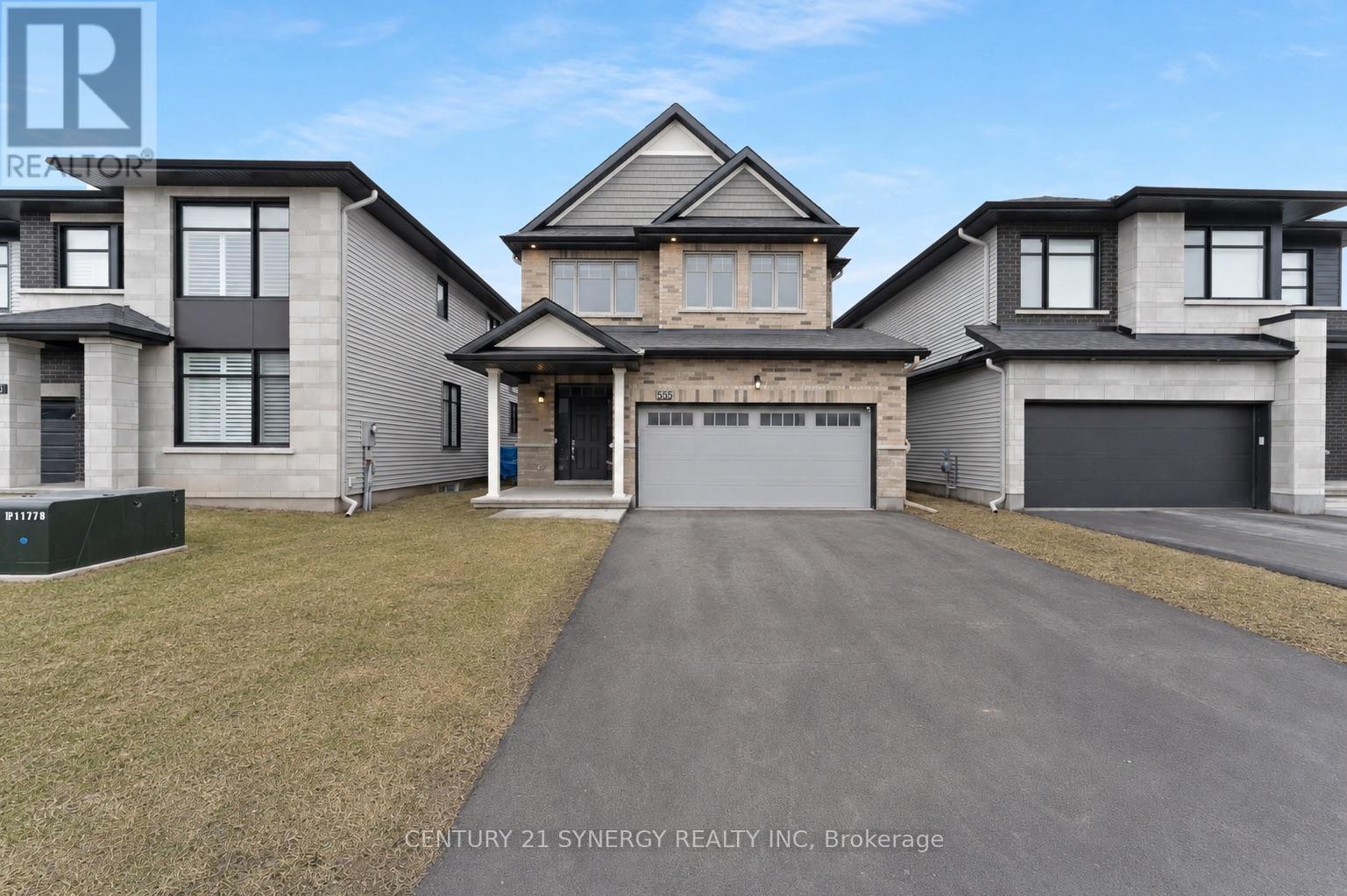 555 BOBOLINK RIDGE - Image 2