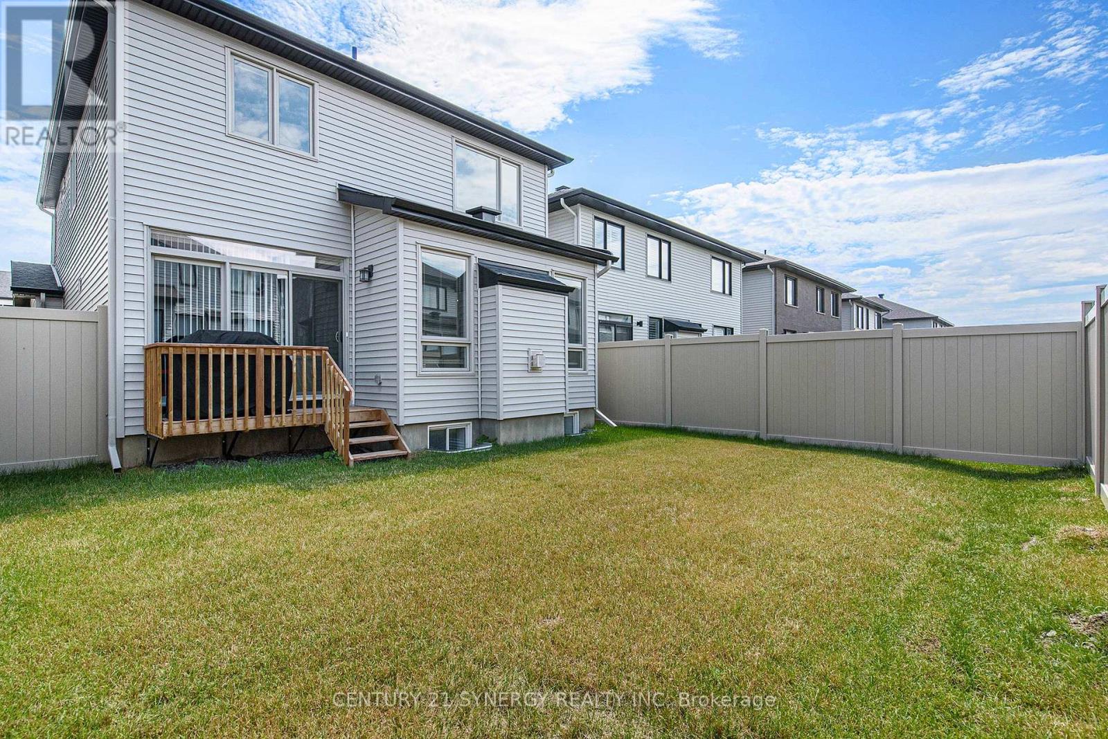 555 BOBOLINK RIDGE - 36