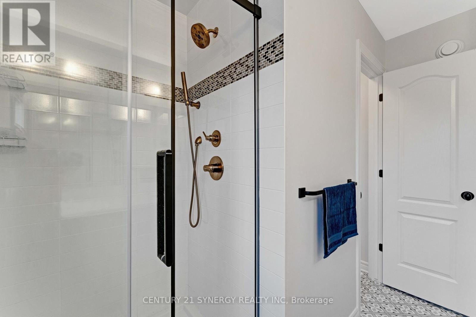555 BOBOLINK RIDGE - 22