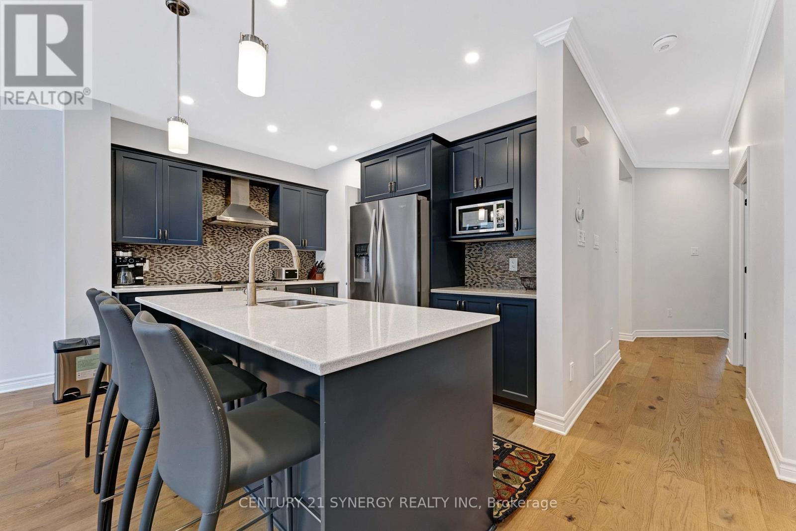 555 BOBOLINK RIDGE - 8
