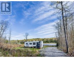 221 Lacourse Lane, Lanark Highlands, ON K0A3L0 Photo 8