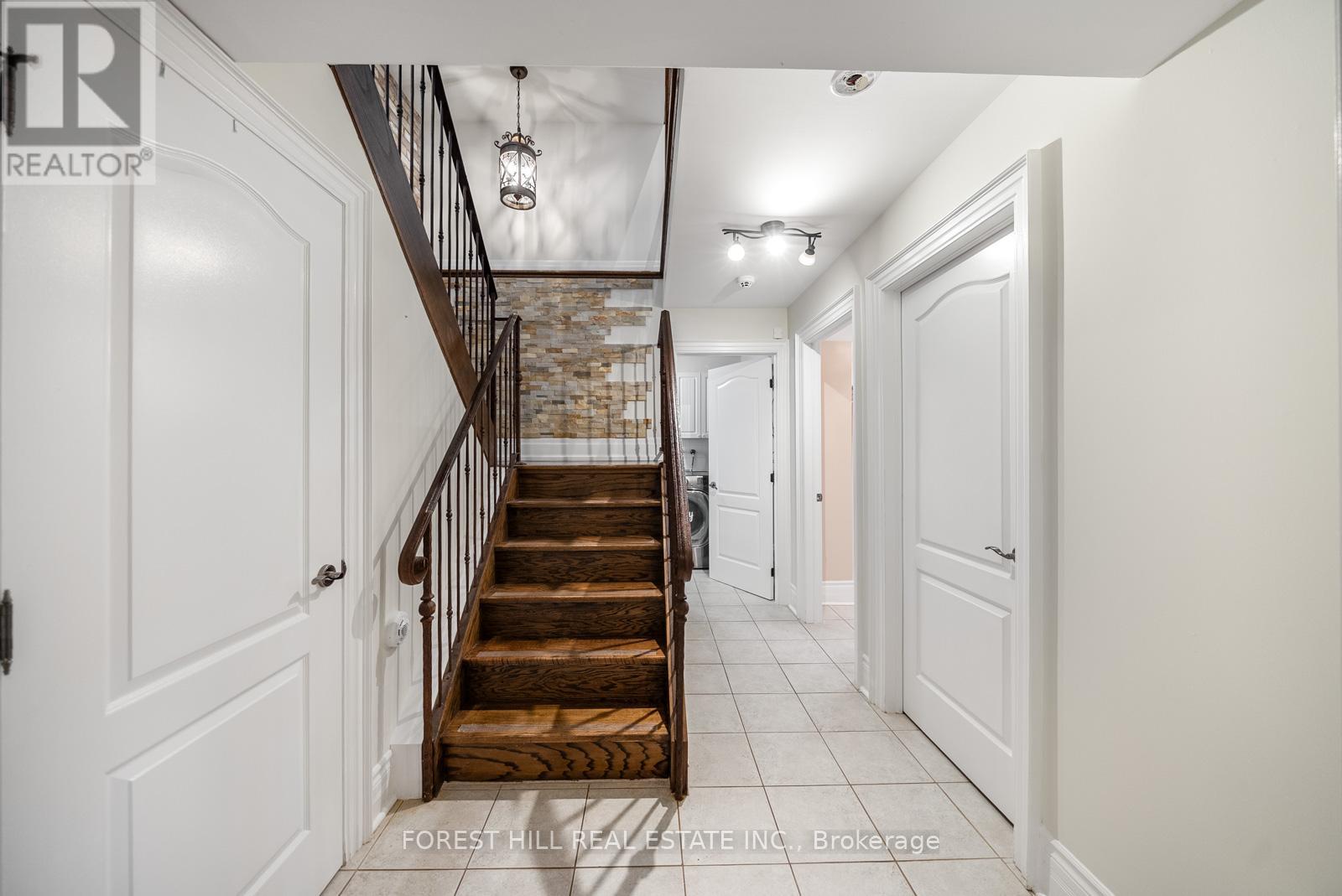 109 DELL PARK AVENUE - 39