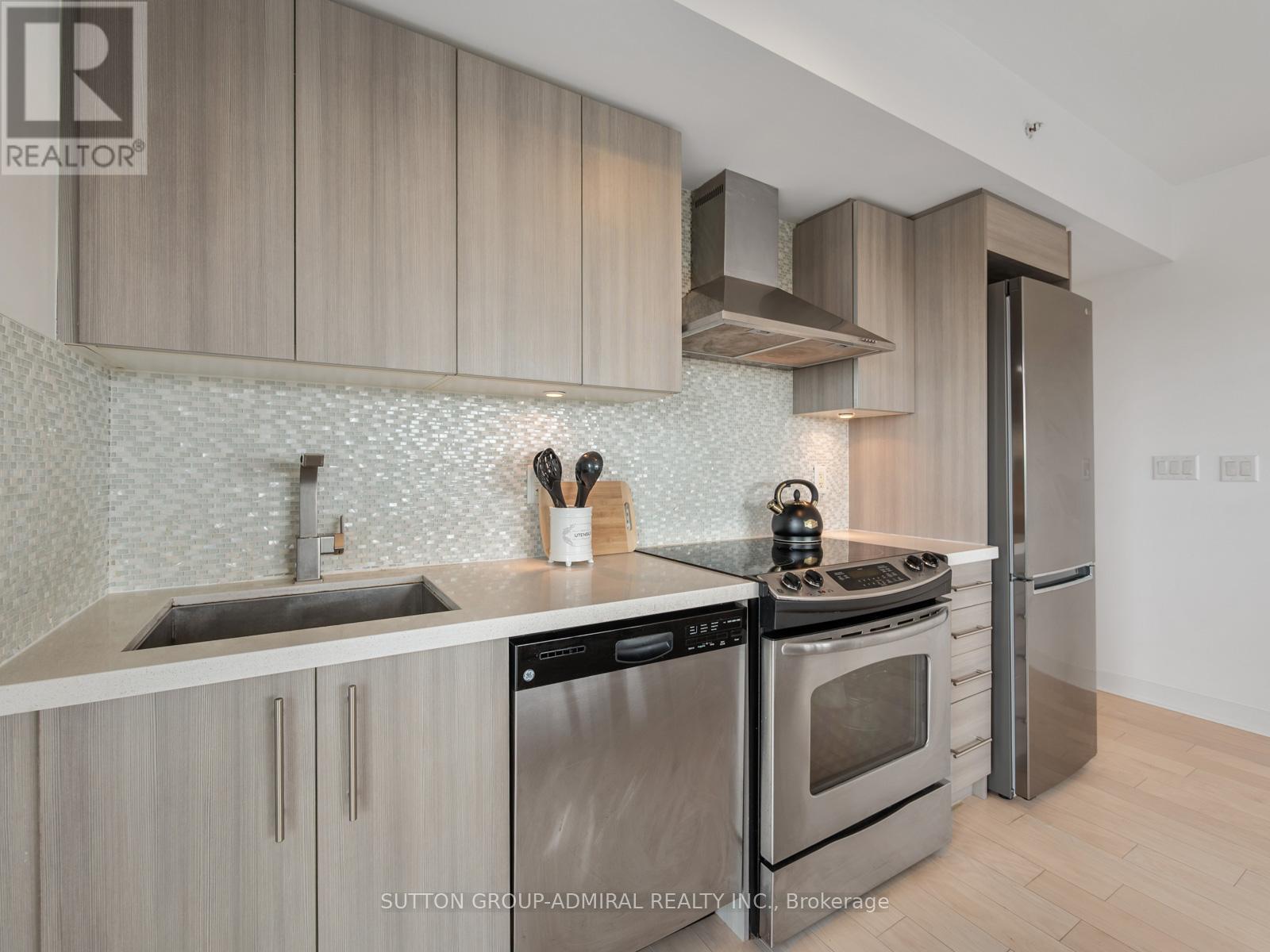 #1202 58 ORCHARD VIEW BOULEVARD - 6
