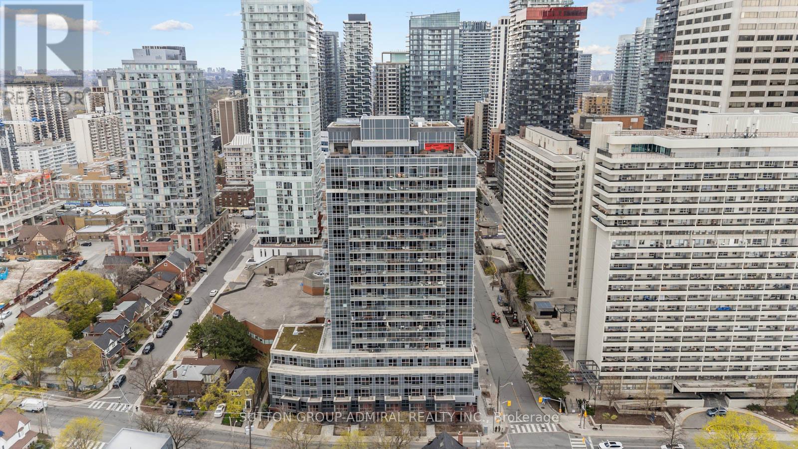 #1202 58 ORCHARD VIEW BOULEVARD - 40