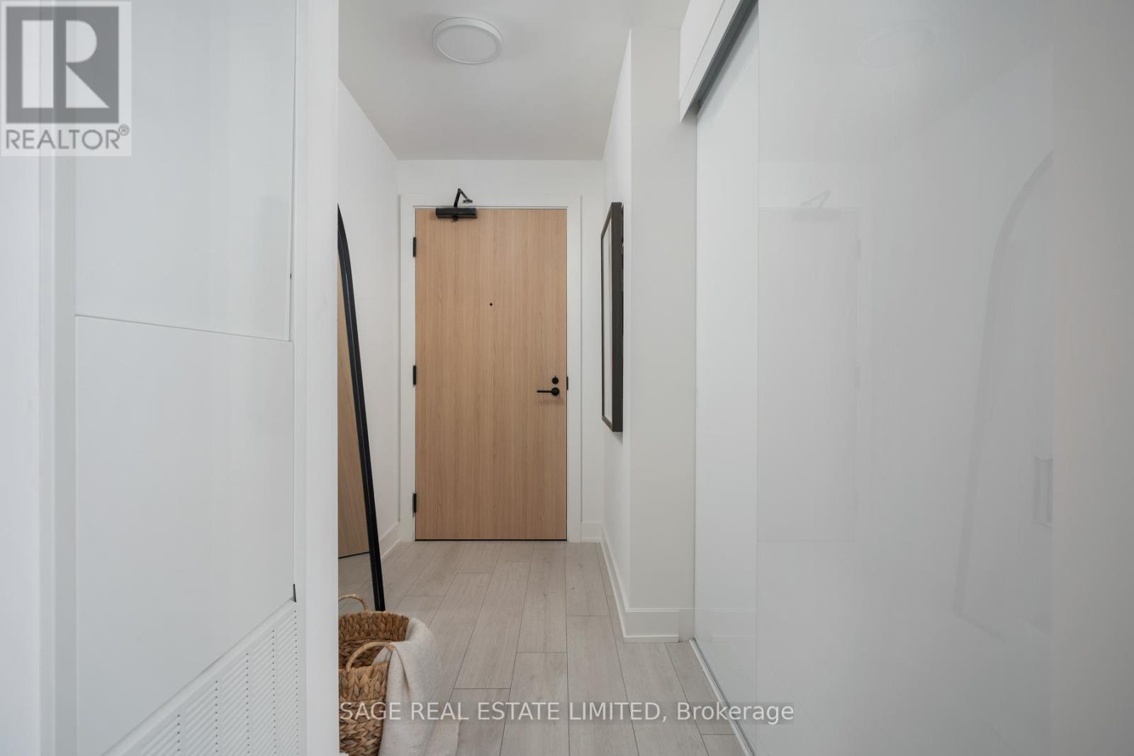 #1712 35 MERCER STREET - Image 3